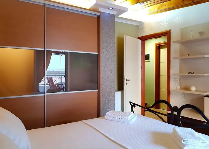 Smeralda Apartment *