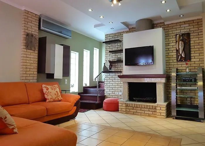 Smeralda Apartment *